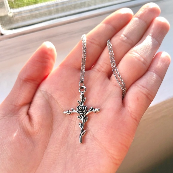 Silver Rose Cross Pendant Chain Necklace - Picture 2 of 4